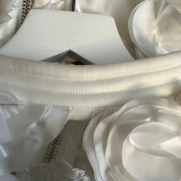 Zhivago The Vendetta Mini Dress White - Picture 9 of 16